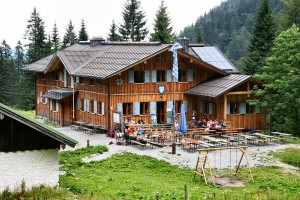 rifugio Tutzinger Huette